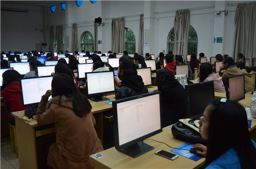  伟德BV官网积极组织新生进行心理健康普查测试