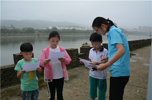 伟德BV官网成功开展“人文山水 魅力浉河”暑期“三下乡”社会实践活动