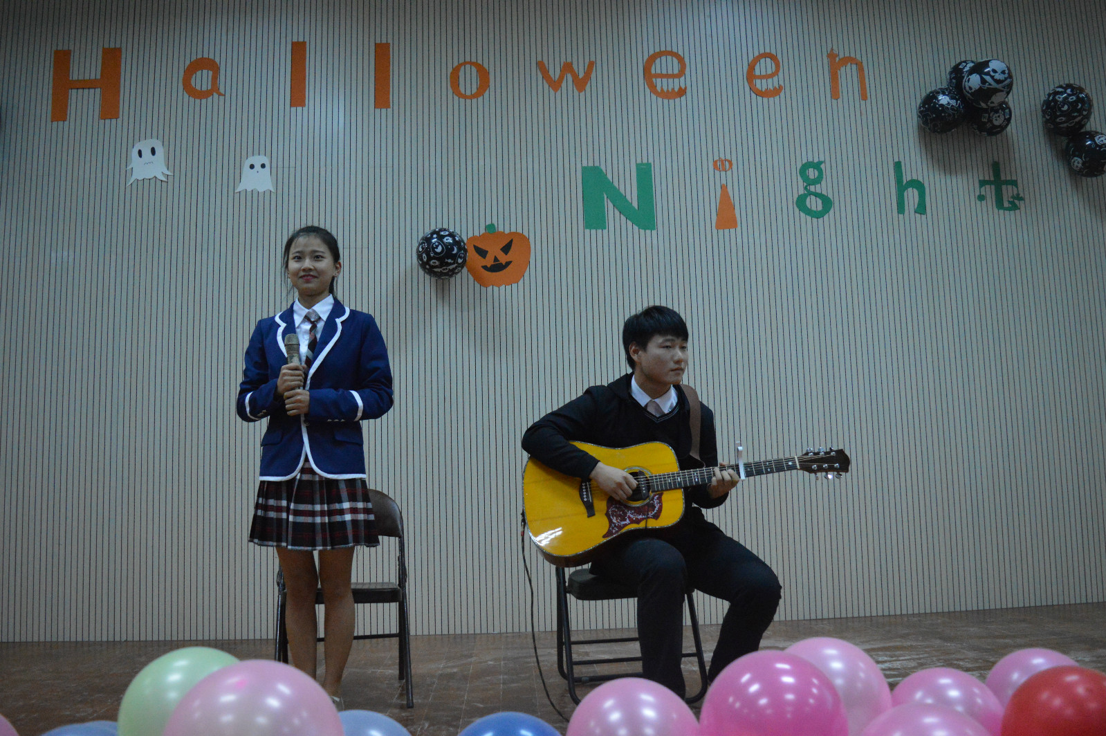 伟德BV官网万圣节“欢乐show青春” 文艺广角晚会顺利举行