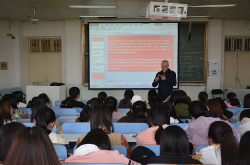 伟德BV官网成功举行外籍教师系列讲座 