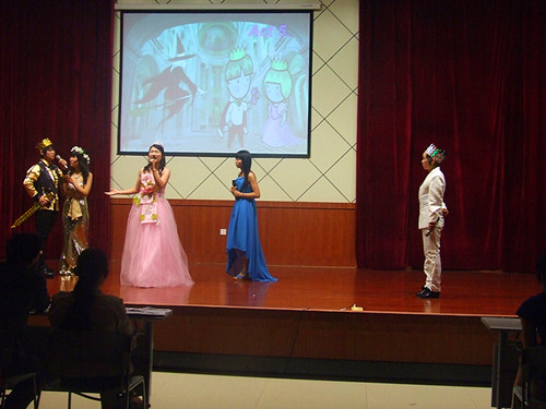 伟德BV官网首届外语“情景秀”决赛精彩开幕