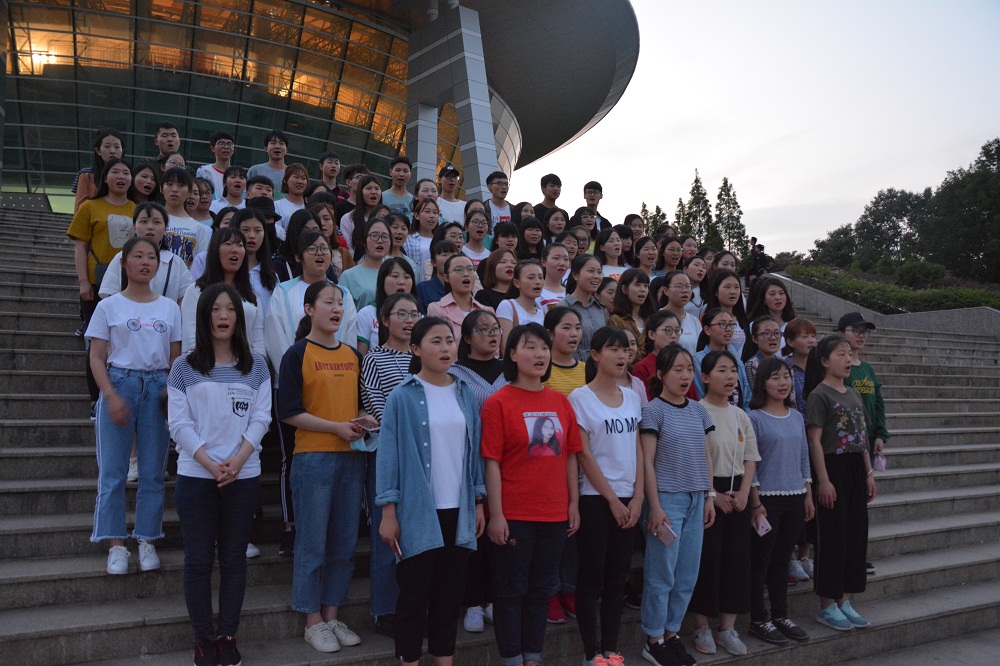 伟德BV官网顺利开展“运动健跑我先行，红歌唱响新时代”活动