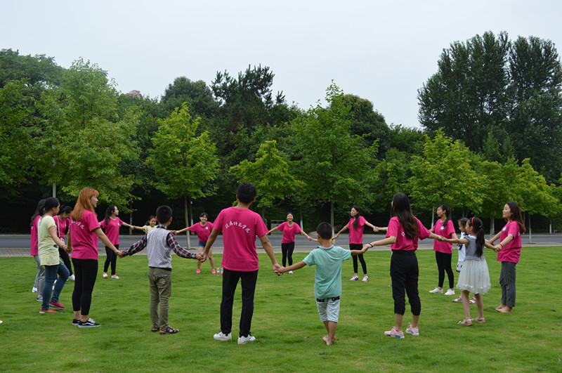 伟德BV官网开展“弘扬国风，传承经典”活动