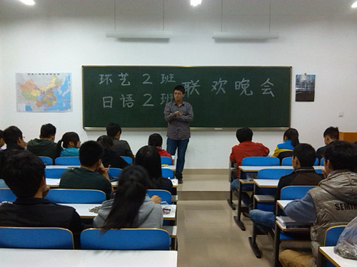 伟德BV官网各班女生月联谊会精彩纷呈