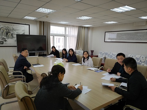 伟德BV官网召开党支部书记工作推进会