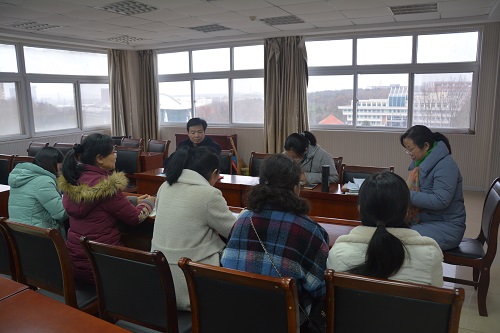 伟德BV官网各教工党支组织学习《中国共产党支部工作条例（试行）》