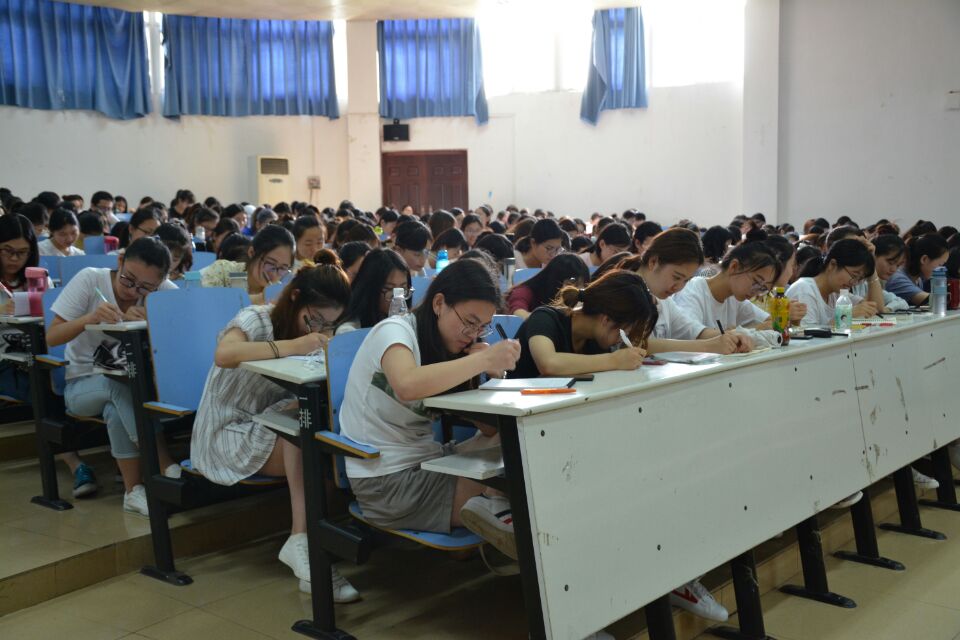 伟德BV官网成功举办全国口译大赛经验分享会