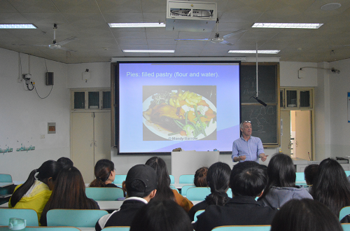 伟德BV官网成功举行外籍教师系列讲座 