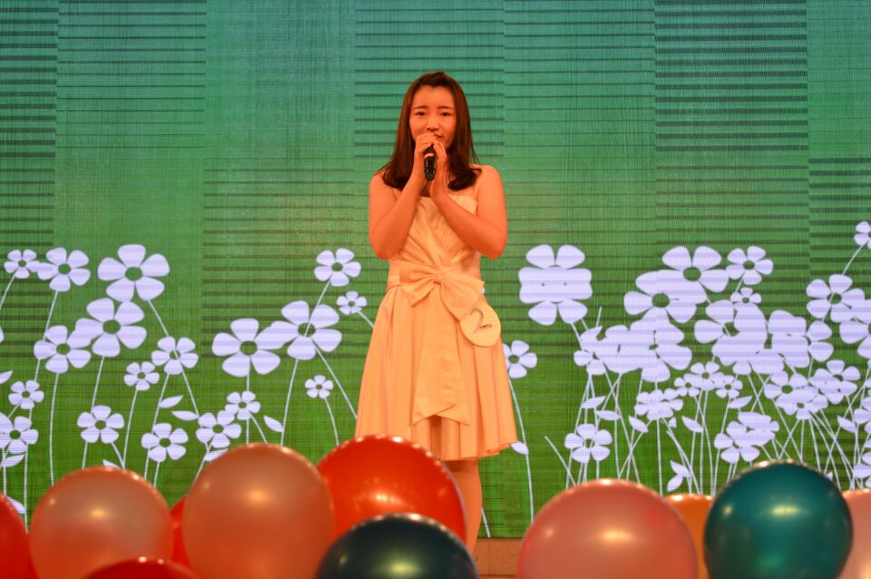 伟德BV官网第七届外文歌曲大赛华丽落幕